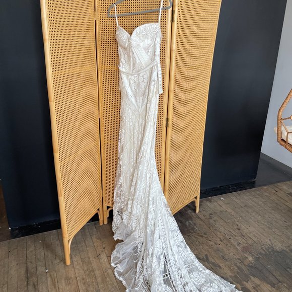 Rue De Seine Clara Gown - Picture 2 of 9